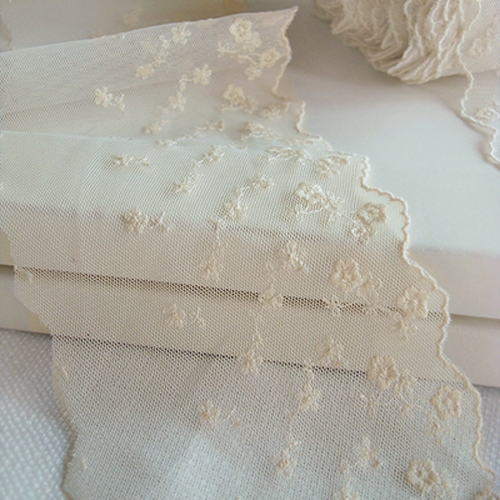 Lace Fabric Embroidery Mesh Lace Cloth 005 Wild Flower Natural