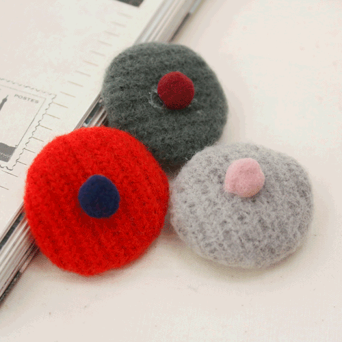 3 types of knitting berets