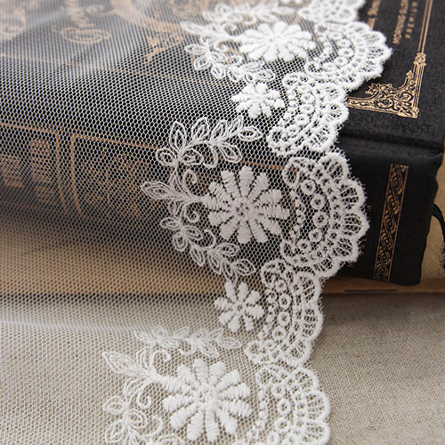 Lace Fabric Embroidery Mesh Lace Cloth 028 Secret Garden White Eye