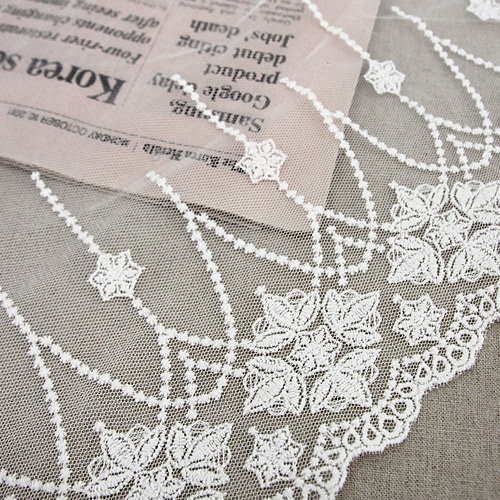 Lace Fabric Embroidery Mesh Lace Cloth R042 Cherry Blossom White Eye
