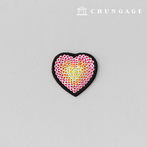 Heat-sealed and pen Spangle Glitter Heart Decoration Patch 153
