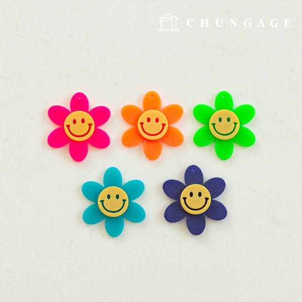 Acrylic Charm Keyring Making Keyring Decoration Smile Flower Matt Opaque 4cm 5 Types