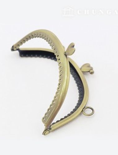 Antique Round Heart Ball Frame 55048