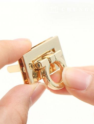 Bag subsidiary materials lock round 3cm Gold 73107