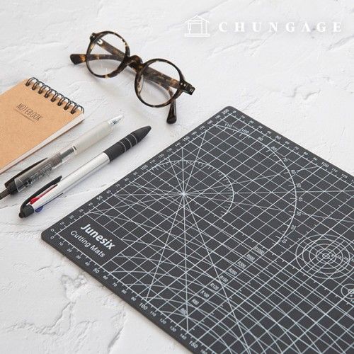 Color Cutting Mat A4 Cutting Desk Mat Cutting Board Pad Black