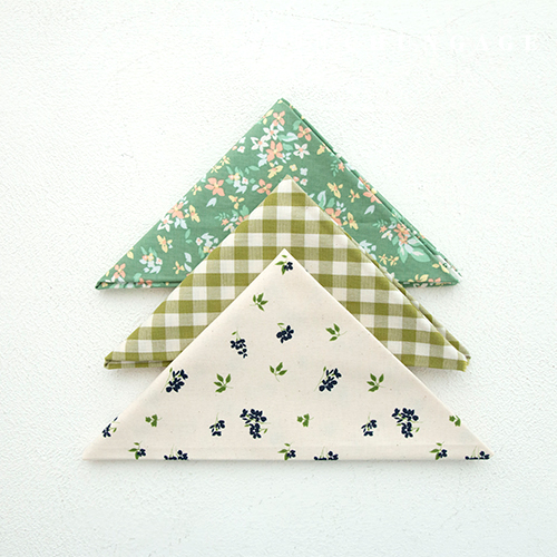 Fabric package Flower scrap fabric floral check fabric Doll puppy clothes making 3 types 084