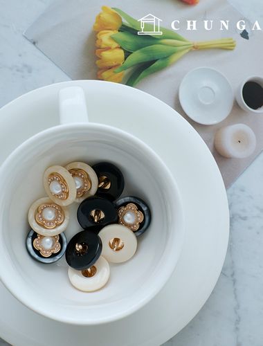 Pearl Round Flower Gold Tweed Button Clothing Making