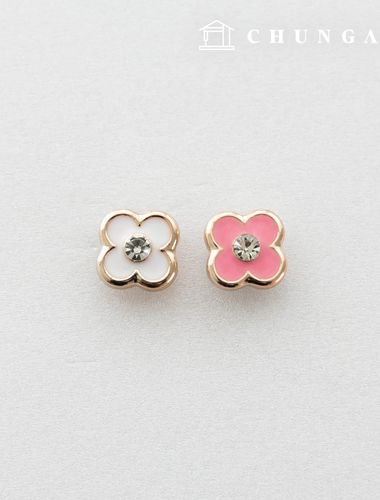 Clover flower cubic key point button clothing making
