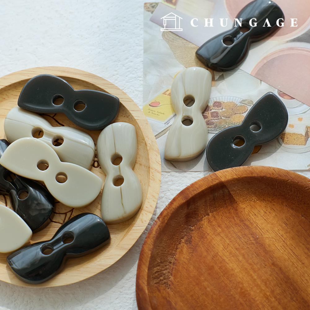 Unique Large-Size 2-hole Resin Button Clothes Making