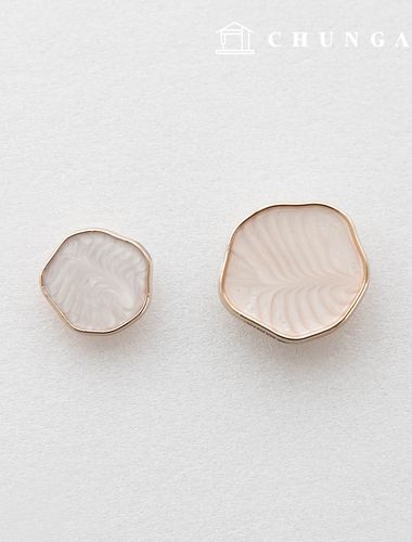 Modern lovely plastic gold metal Gold bowknot clothing button collection