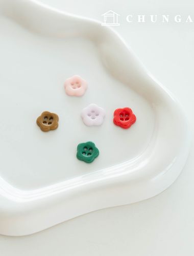 Plastic Flower 4-hole flower button making