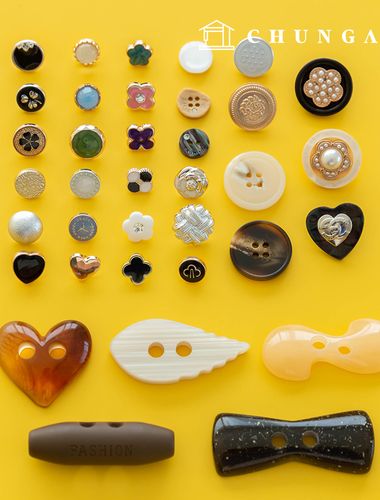 simple key point plastic wood metal Gold Flower clothes making button collection