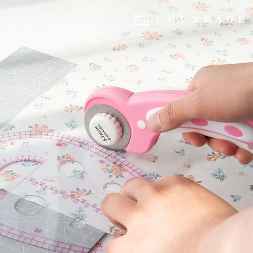 Circular cutter 45mm rotary cutter handle type Pink