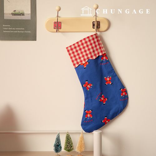 Cotton fabric Christmas fabric 20 count DTP Fabric Dancing Santa Blue 421