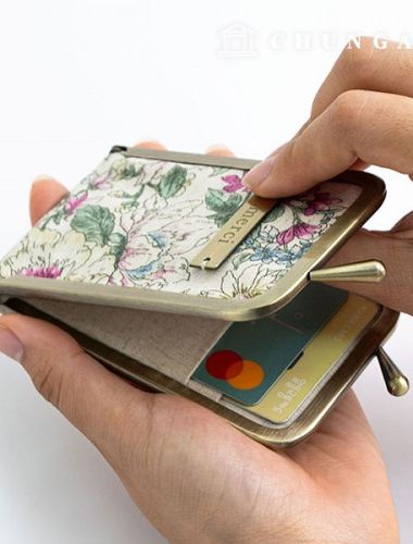 Square Private Capital Frame 7cm Antique Gold 58586