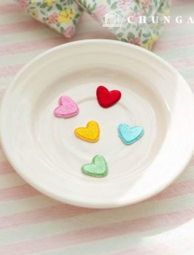 Adhesive Wappen Patch Embroidery Mini Heart Wappen 206