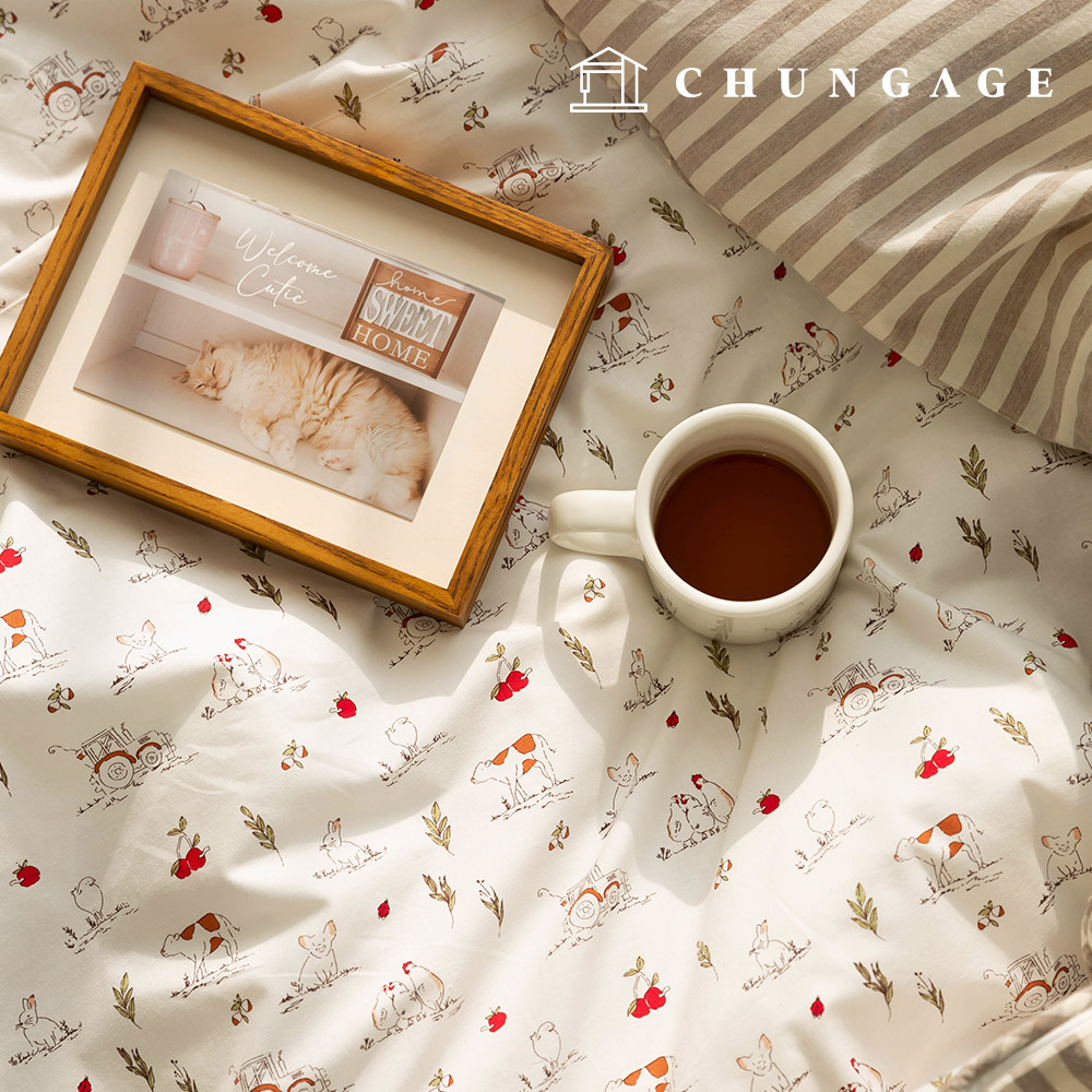 Cotton Fabric Animal Fabric 20 count Happy Farm 395