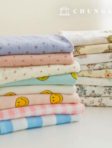 Double gauze fabric cotton non-fluorescent bio-washing fabric floral fabric Cherry Cream