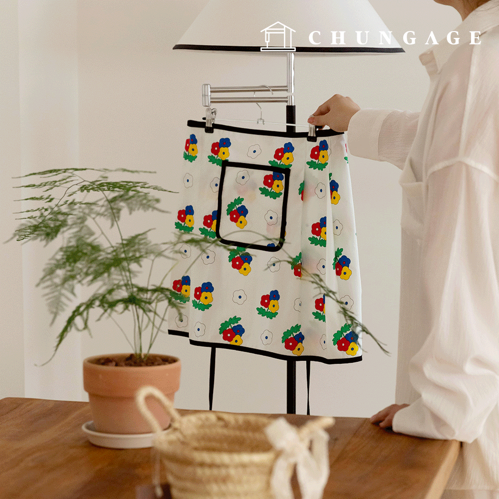 Cotton floral pattern Flower Fabric 20 count Petitco 433