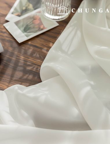 Polyester Plain Clothing Fabric Wide Width Canton