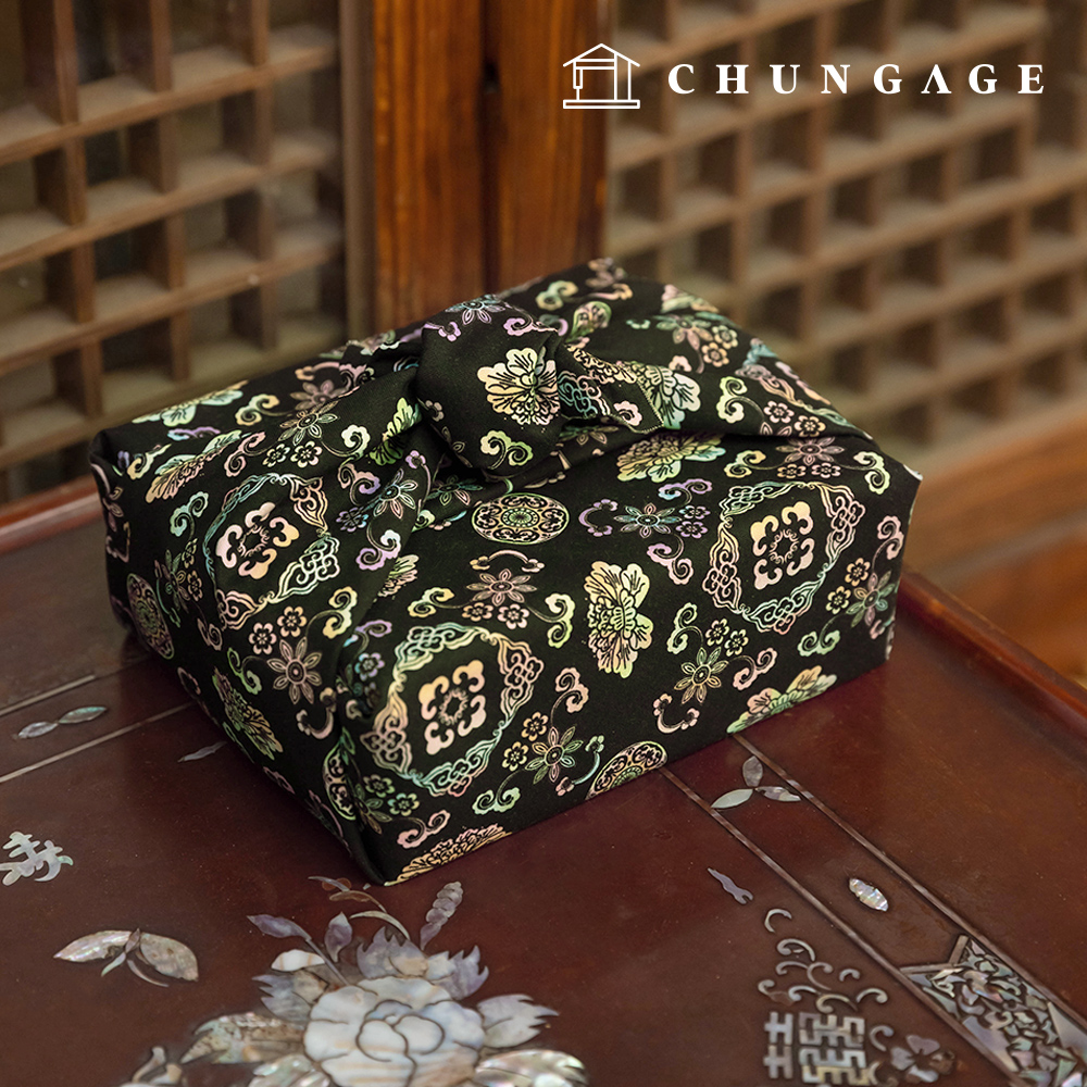 Cotton Traditional Pattern Flower Fabric 20 Count Yeonhwabi 430