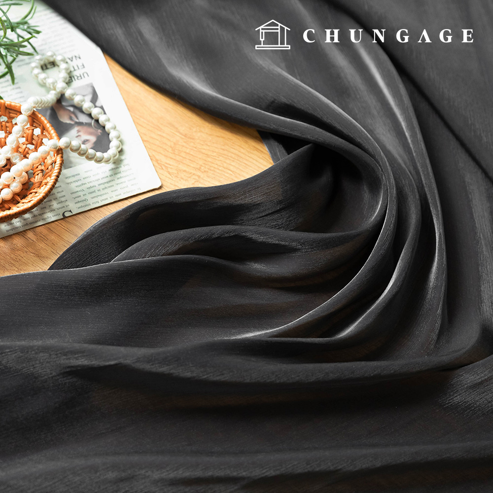 Polyester Sprayed Satin Wide Width Fabric Wavy Servi