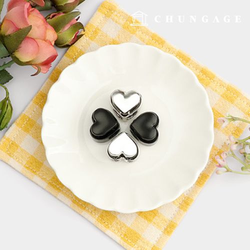 2 types of heart-shaped strap adjustment stoppers