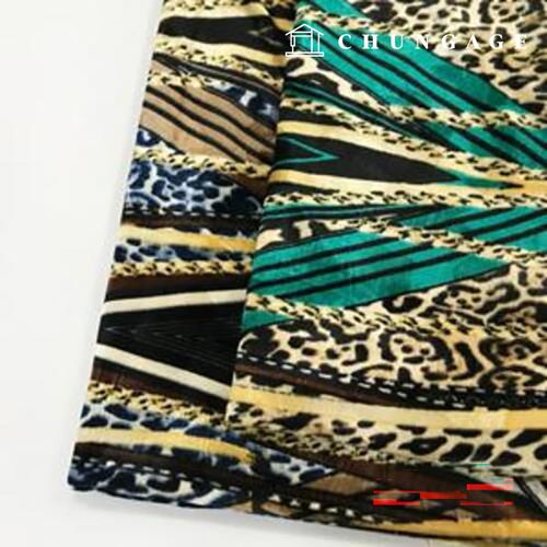 Velvet Fabric Span Wide Width Leopard 2 Types 6263